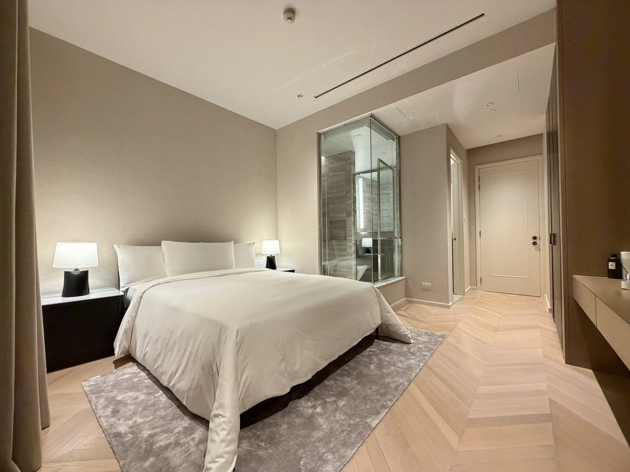 Four Seasons Private Residences