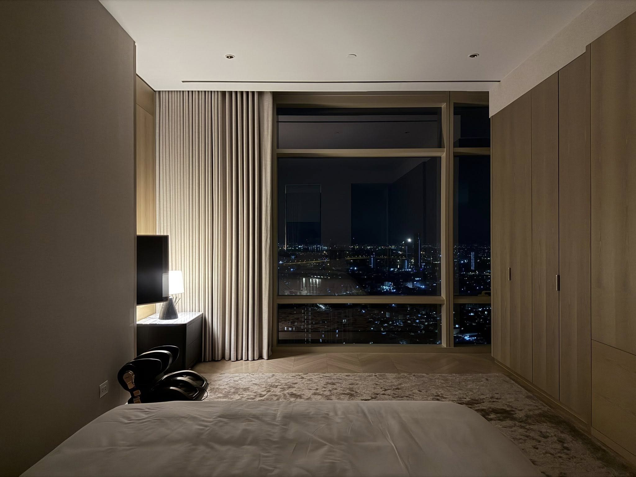 Four Seasons Private Residences