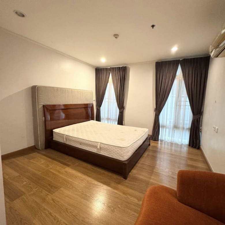 Wattana Suite