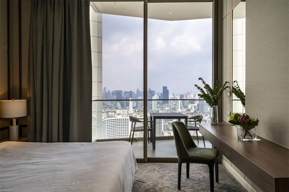 Magnolias Waterfront Residences