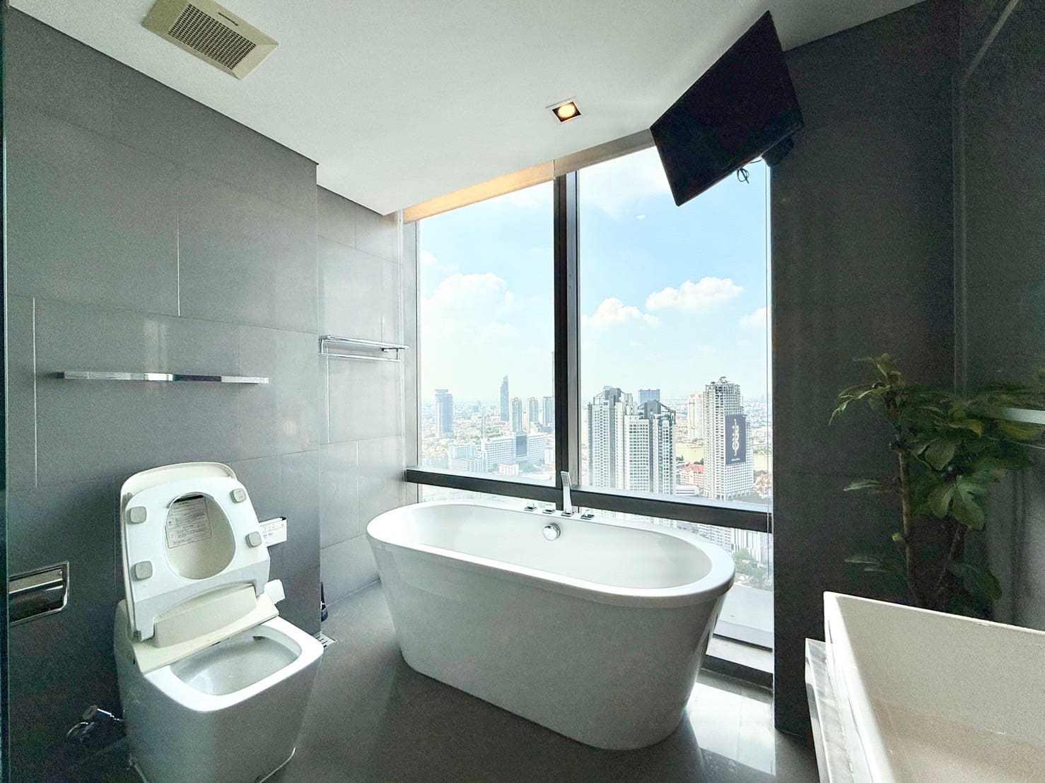 The Bangkok Sathorn
