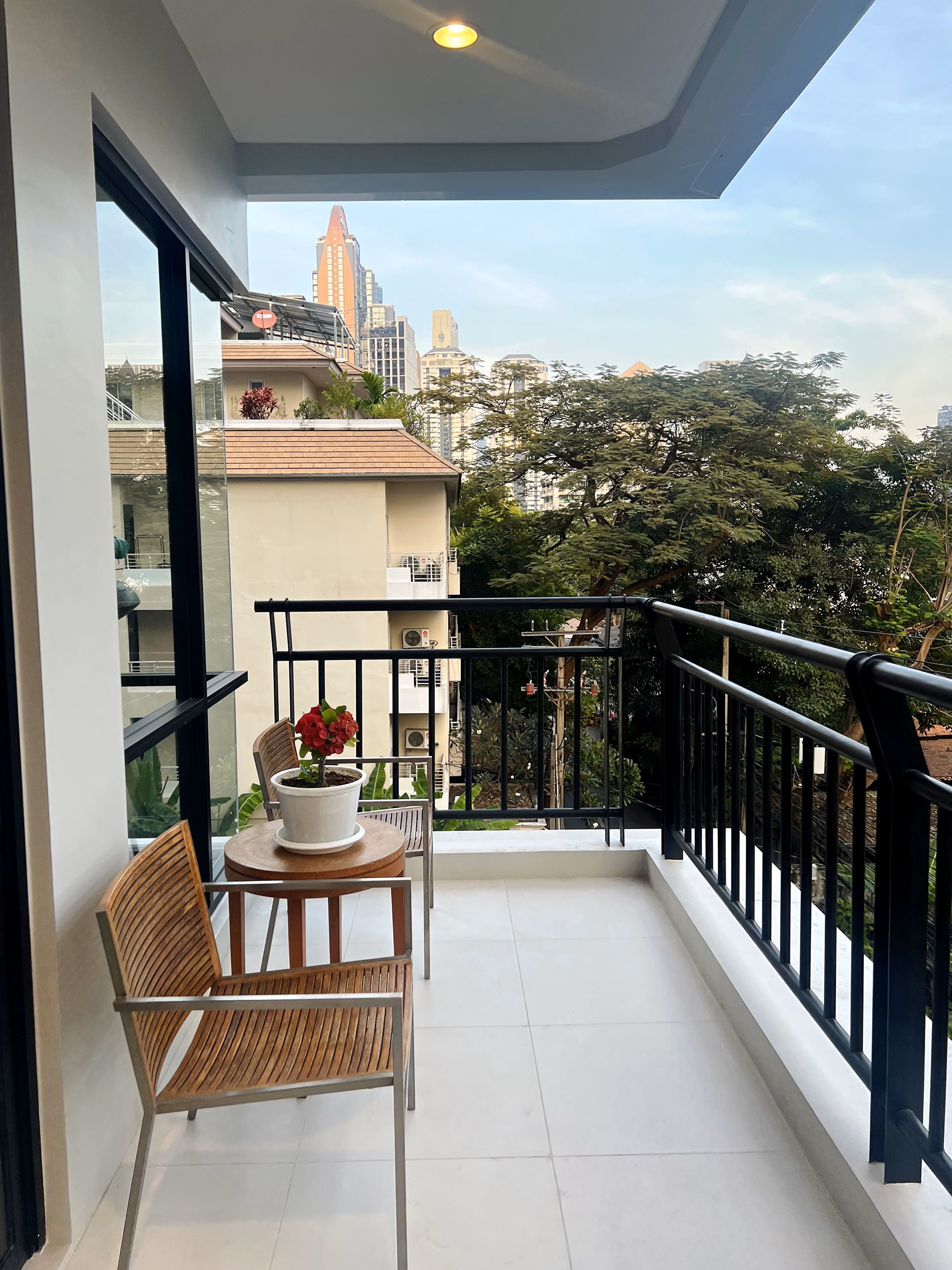 Sathorn 111