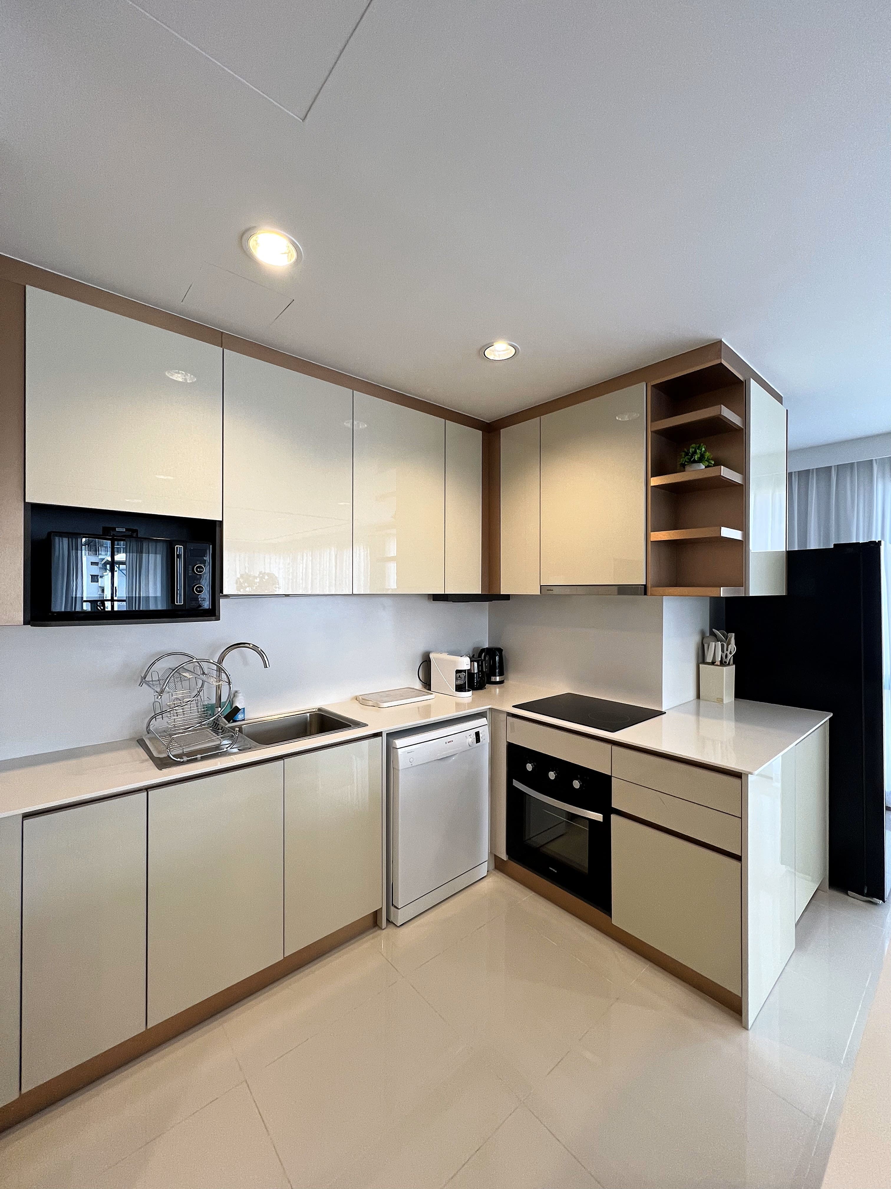 Sathorn 111