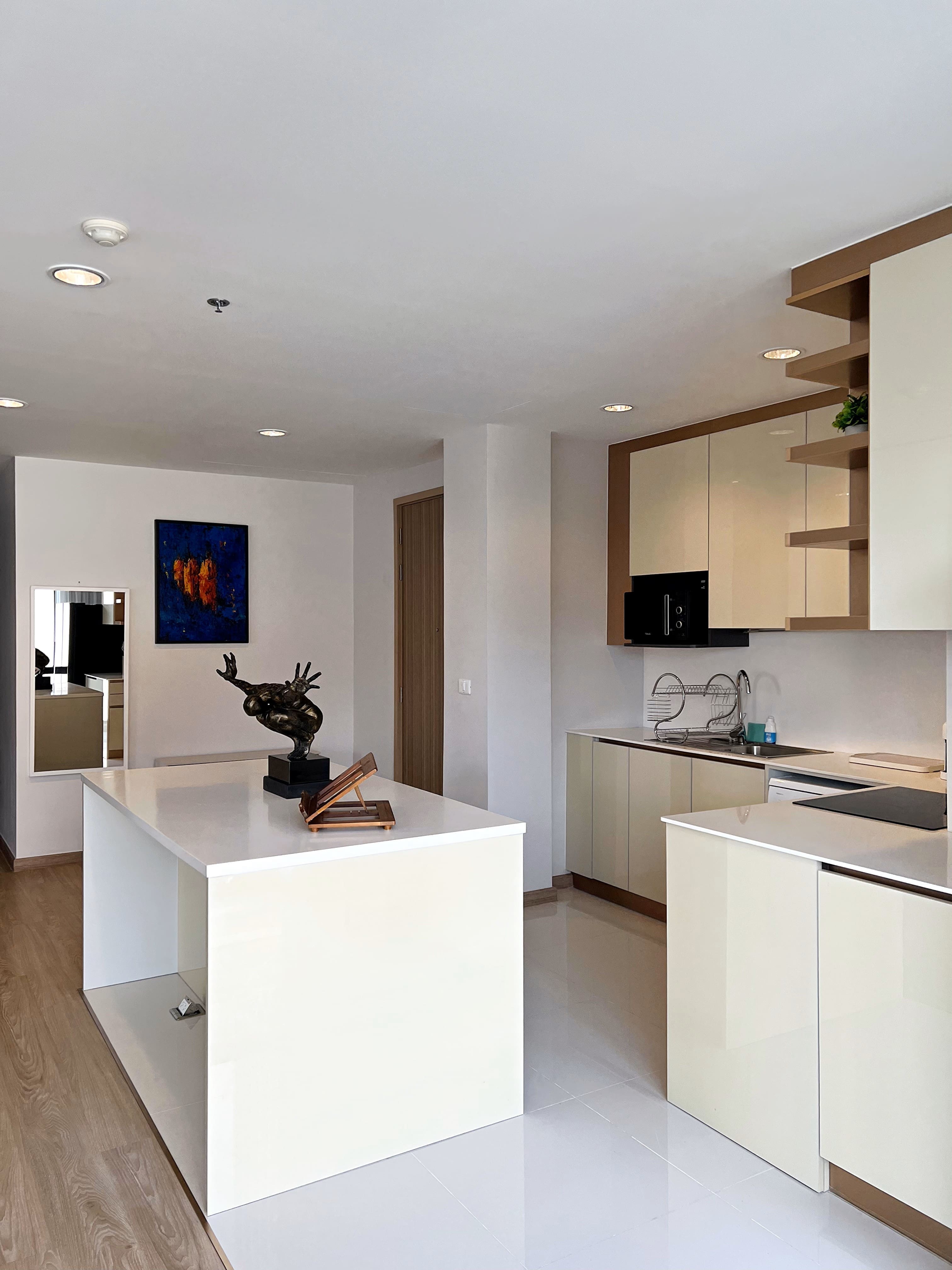 Sathorn 111