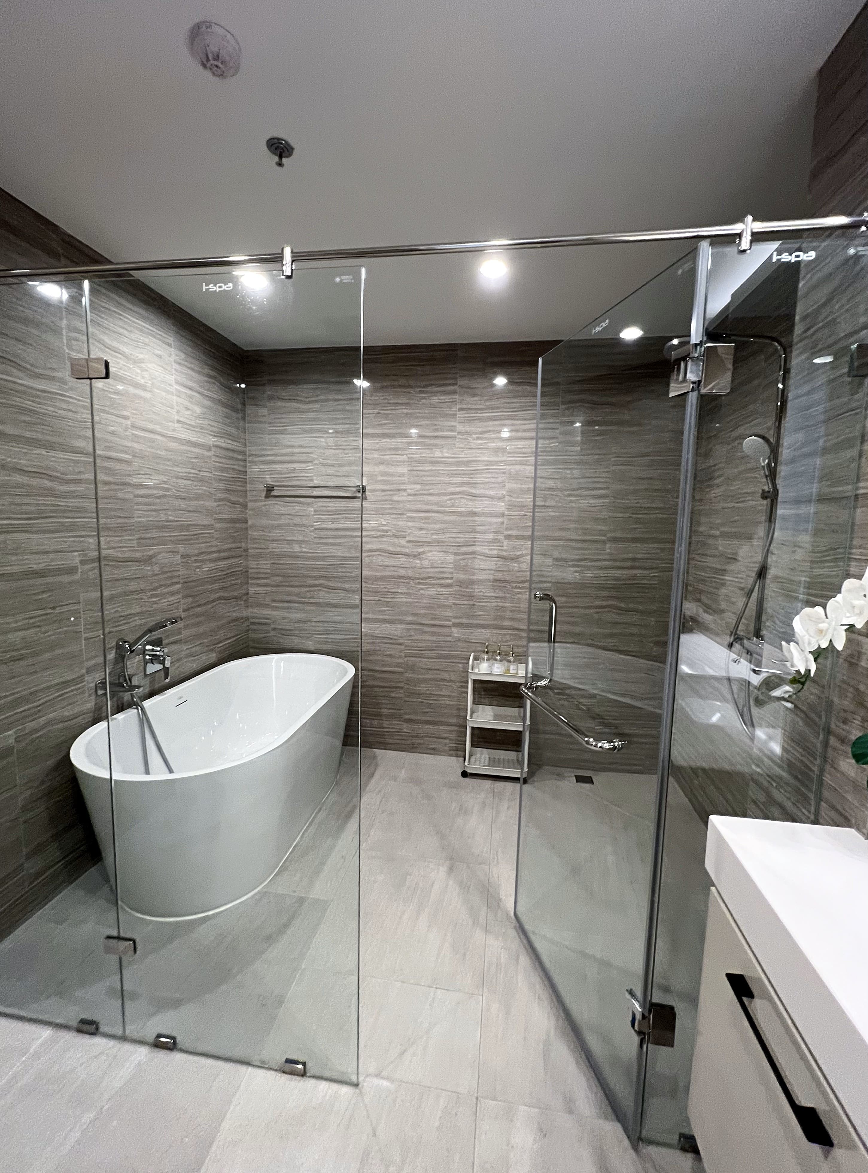 Sathorn 111