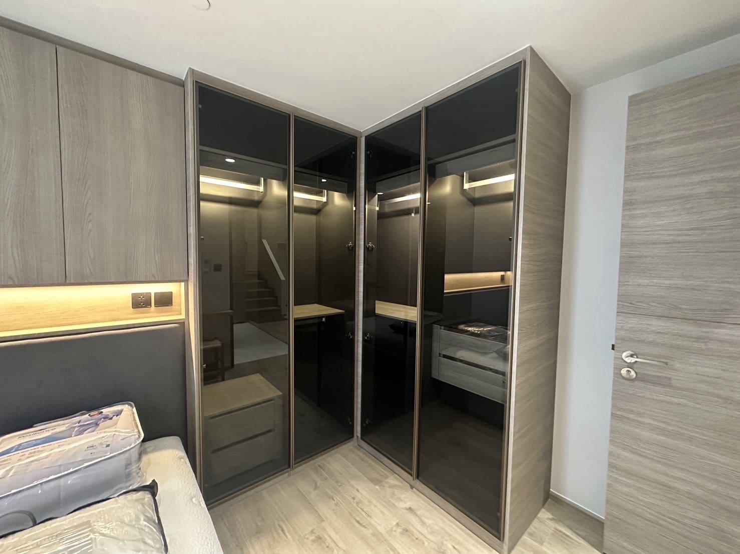 The Crest Park Residences