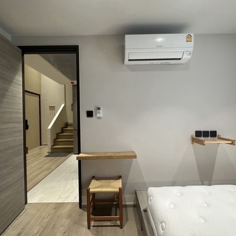 The Crest Park Residences
