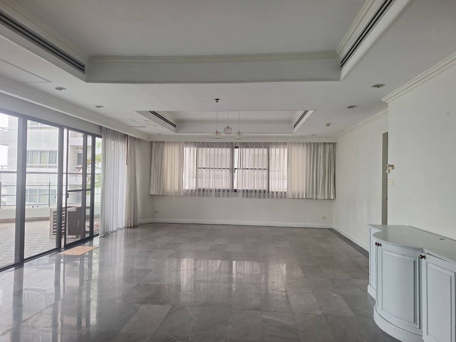 Le Raffine Sukhumvit 24
